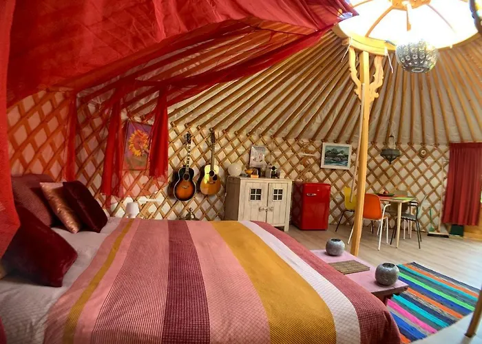 Overnachten In Een Luxe Yurt!