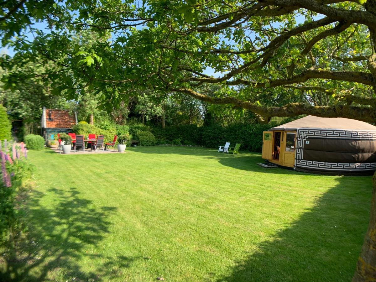 Luxury tent Overnachten In Luxe Yurt!