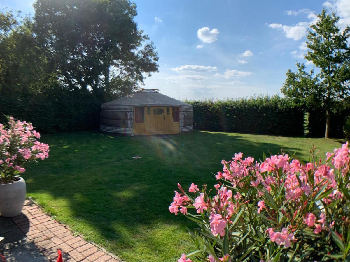 Overnachten In Luxe Yurt! Zonnemaire